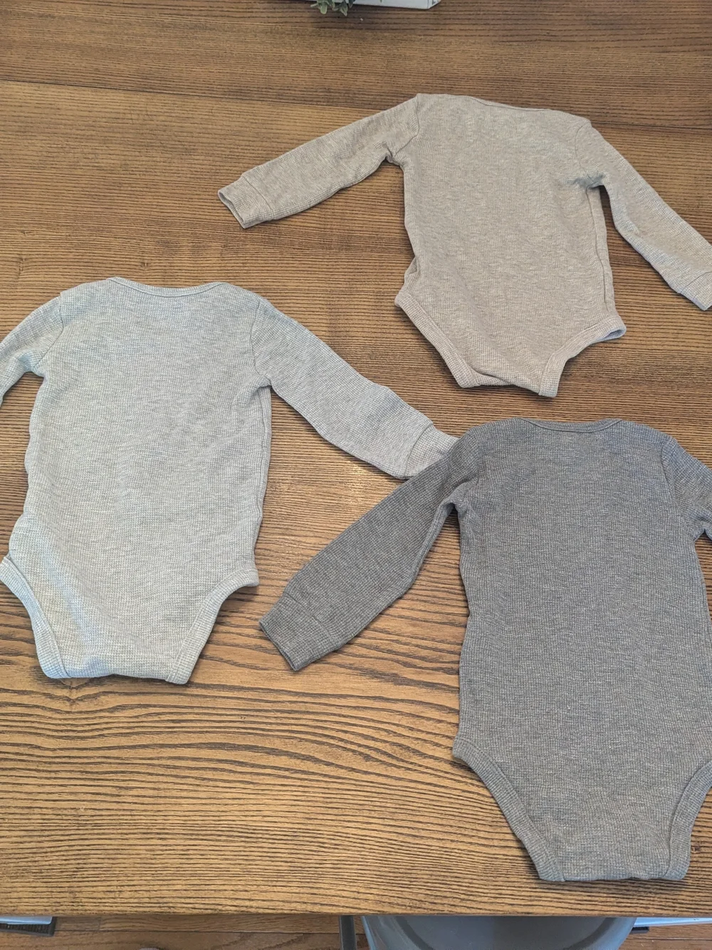EUC Simple Joy Carters Baby Boy 18 month Waffle Knit Thermal Neutral LS Bodysuit